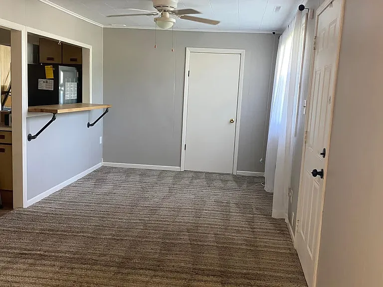 57082 Guernsey Ave — Photo 2