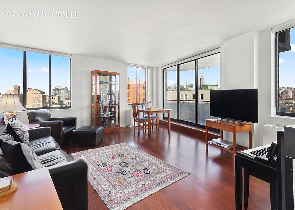 1st image of 677 Washington St #14C