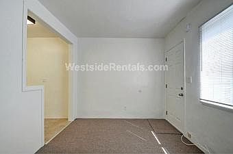 2nd image of 2911 2nd St APT 3