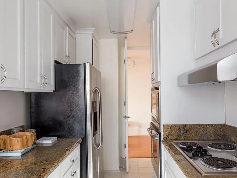 2202 Pacific Ave #7D — Photo 7