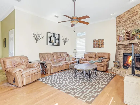 1926 Wages Way S, Jacksonville, FL 32218