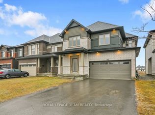 912 Duxbury Ln, Ottawa, ON K4M0M2