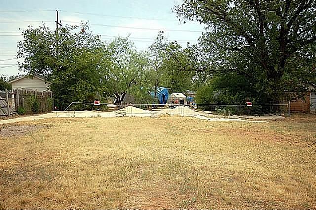 1st image of 1810 Portland Ave