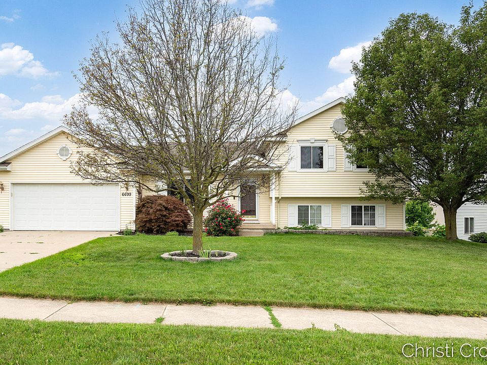 1st image of 6699 Sawgrass Dr SE