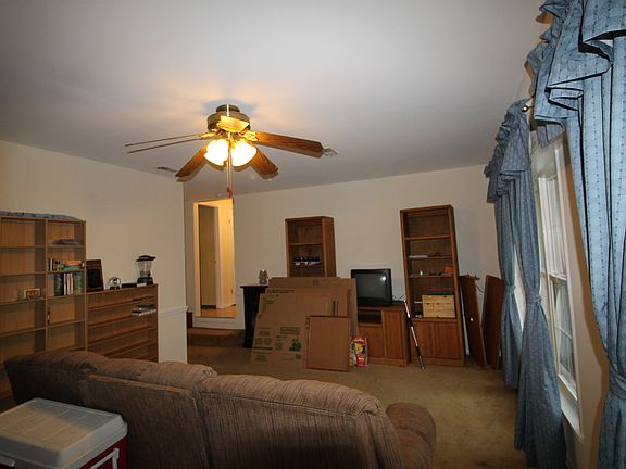 3rd image of 48 N Quail Hill Blvd
