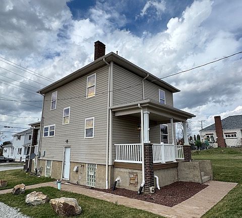 3rd image of 1218 Lewis Ave