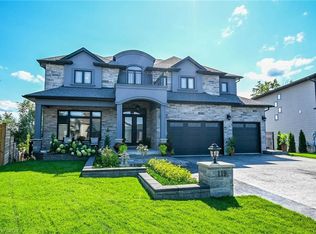 119 Willowbrook Dr, Welland, ON L3C0G2