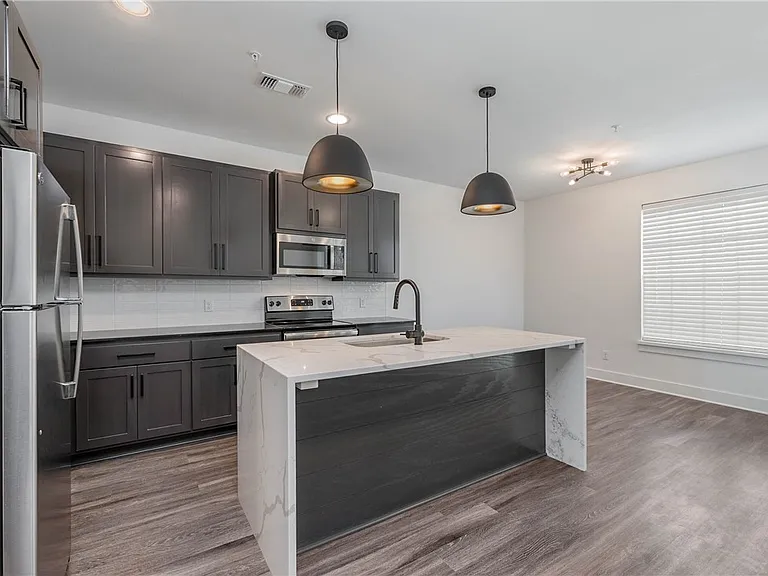 1533 Pine Ridge Dr #107 — Photo 12