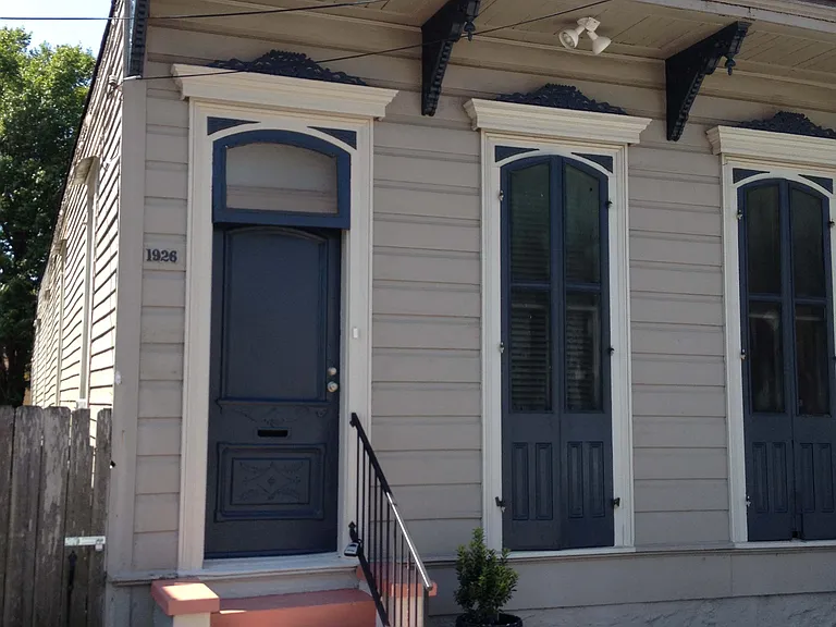 1926 Saint Philip St — Photo 4