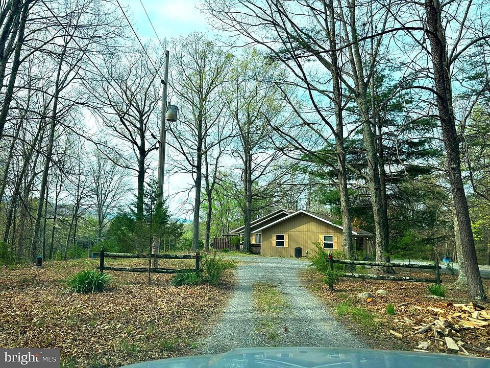 1st image of 207 Sky Ridge Rd