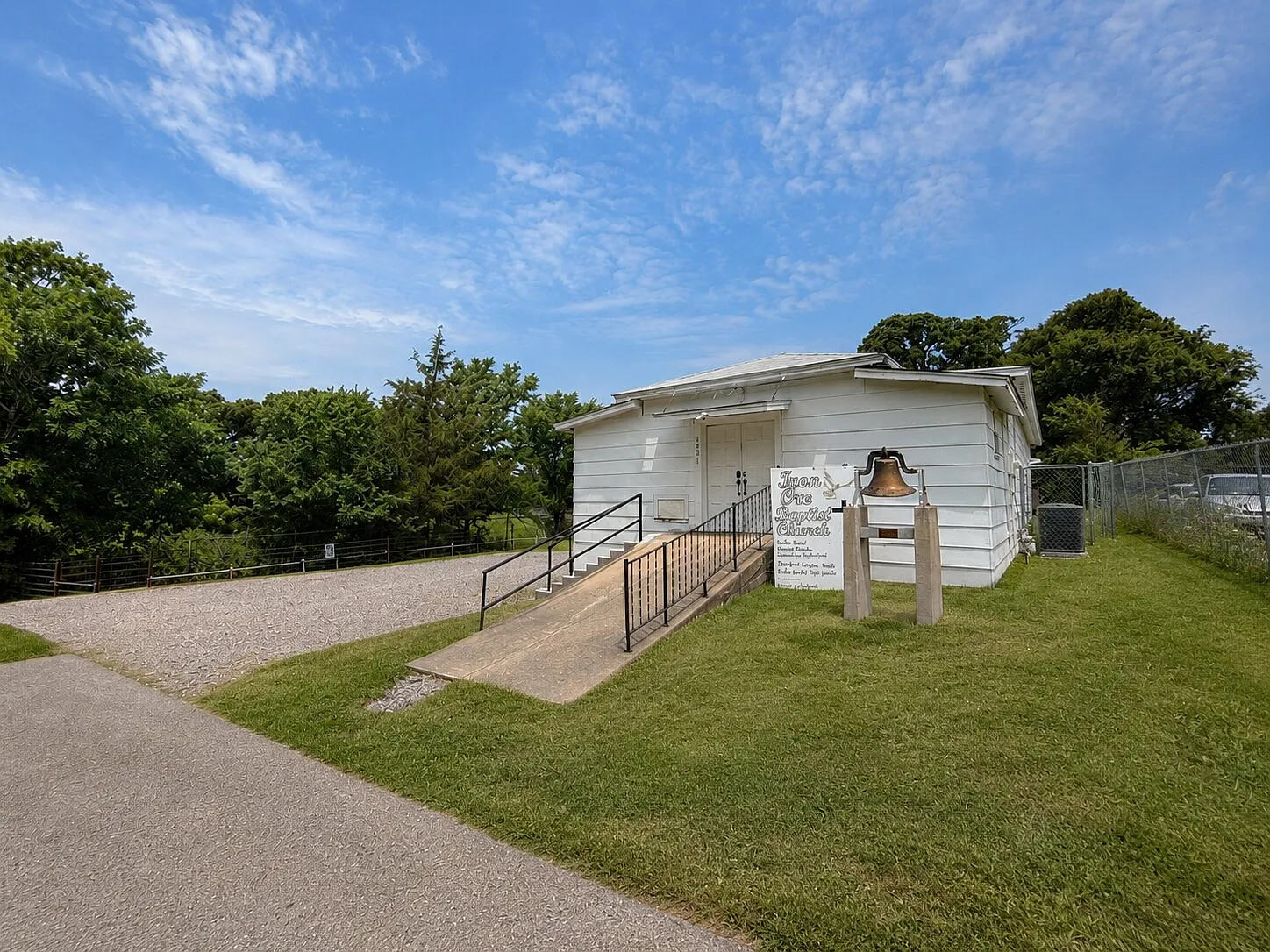 1401 Dubois Street - 1 — Photo 1