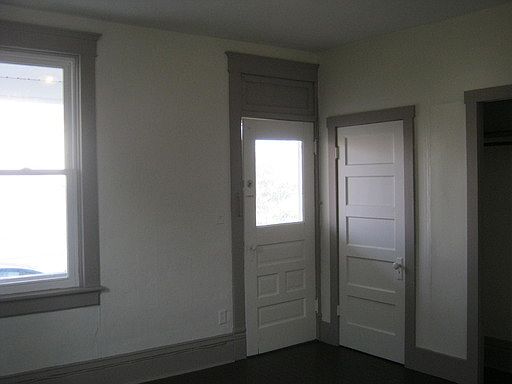 2nd image of 98 W Mechanic St #1
