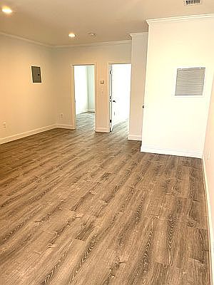 1st image of 220A Patchen Ave #2