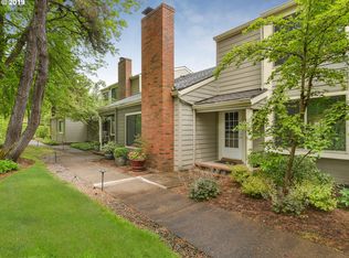 1367 Bonniebrae Dr, Lake Oswego, OR