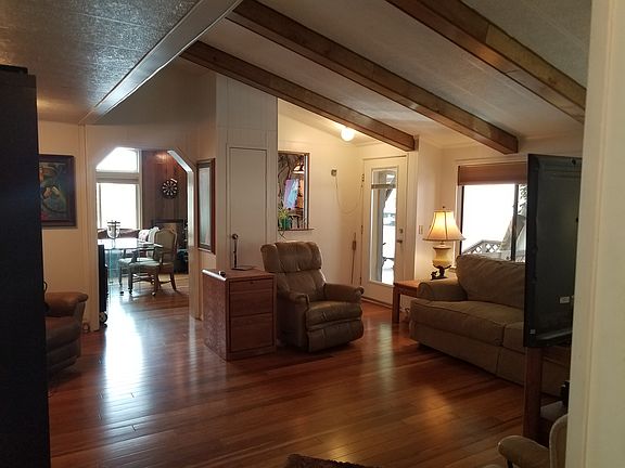 4th image of 7879 W Appomattox Ln