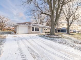 5708 N Mar Vista Dr, Peoria, IL