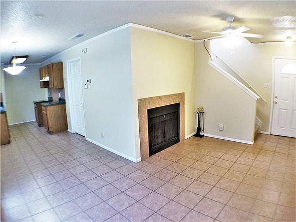2nd image of 1458 Woodhall Ct