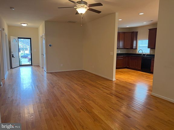 5th image of 539 Great Oak Ct