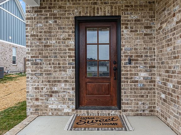 4th image of 205 Halfhill Ln