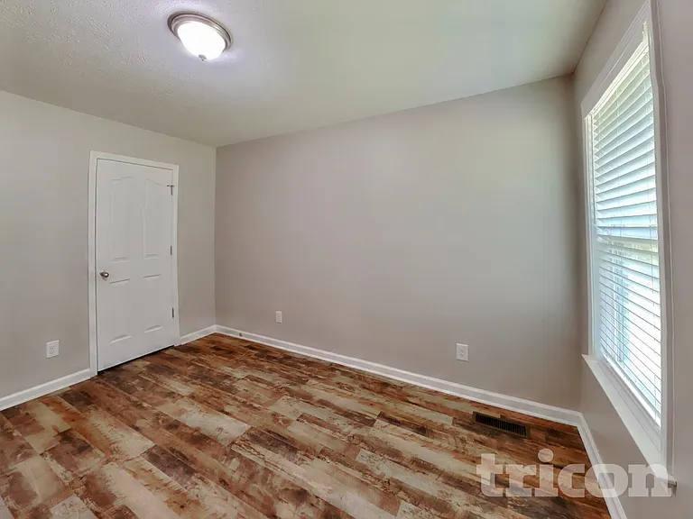 1901 Susan Rd — Photo 11