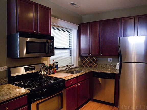 5th image of 4613 N Paulina St APT 3A