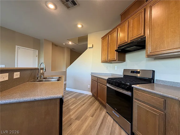 11612 Kindsland St — Photo 8