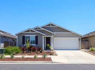 6136 Beagle Dr, Riverbank, CA 95367