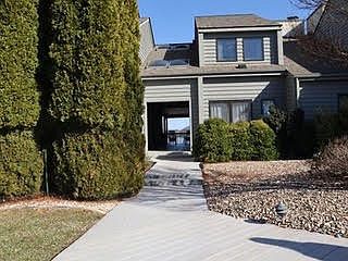 2nd image of 278 Peninsula Point Dr
