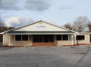 712 River Rd, Washington, NC 27889