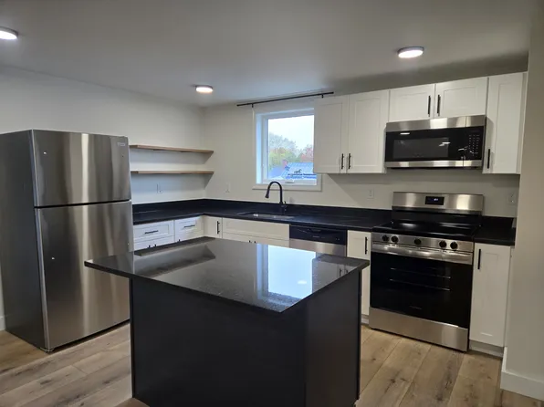 20-22 Poirier Pl #4, Burlington, VT 05408