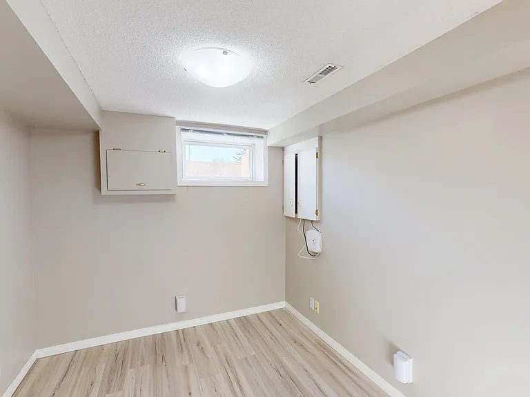 3114B 39th St SW — Photo 5