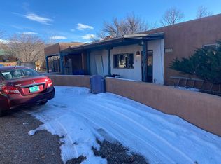 408 Mora Ln, Taos, NM 87571