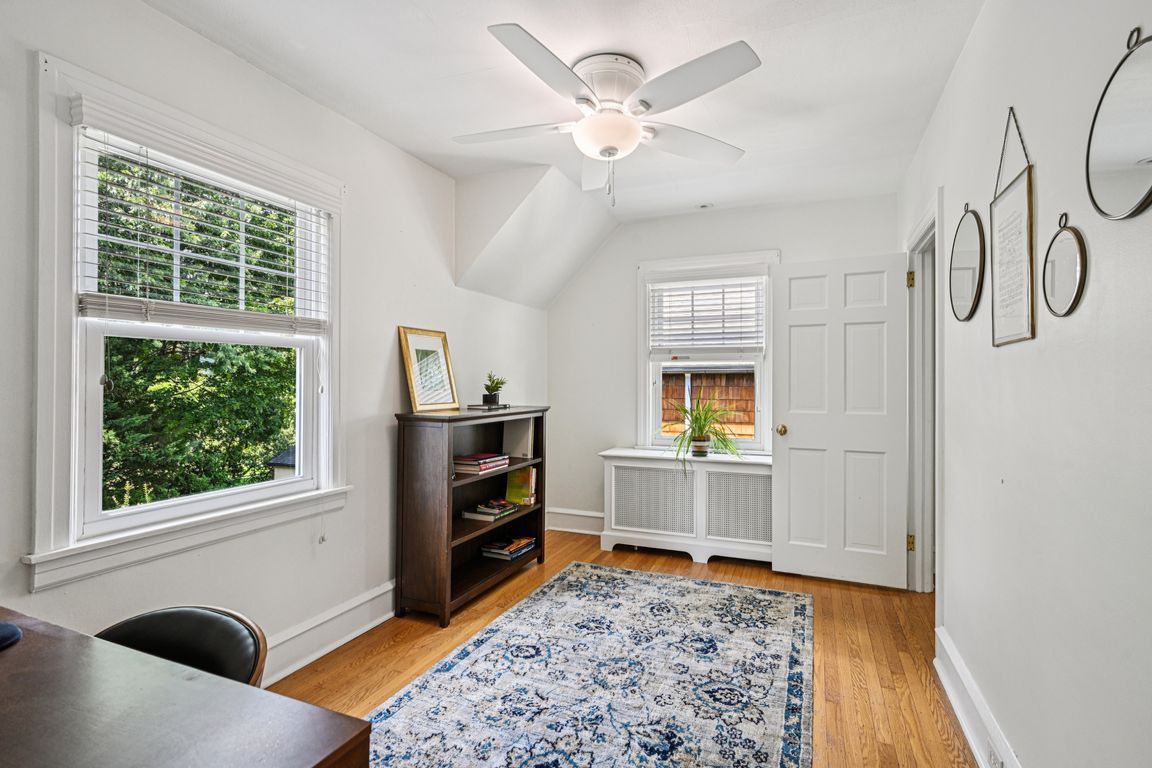 Hillside Rd-S2207-032.jpg