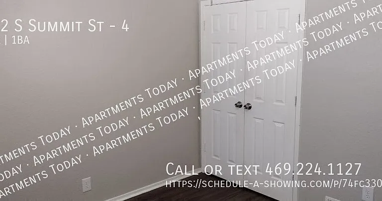 112 S Summit St #4 — Photo 11