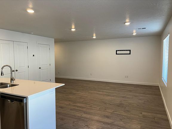 large living room/great room