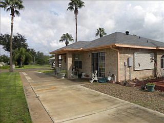 4th image of 700 N Bentsen Palm Dr Lot 60