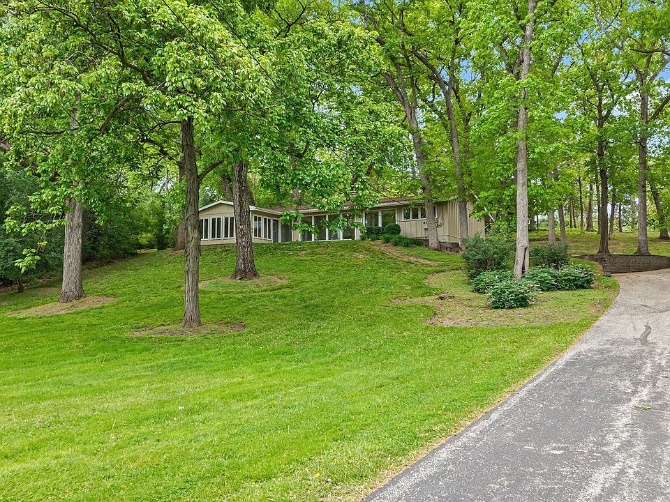 1st image of 61 Timberlake Rd