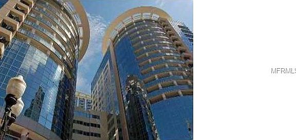 3rd image of 155 Court Ave #1106