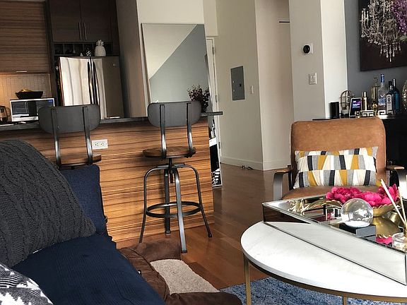4th image of 1124 31st Ave APT 3C