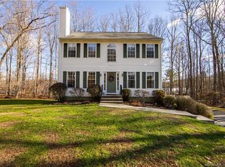 8 Concord Way, New Milford, CT 06776