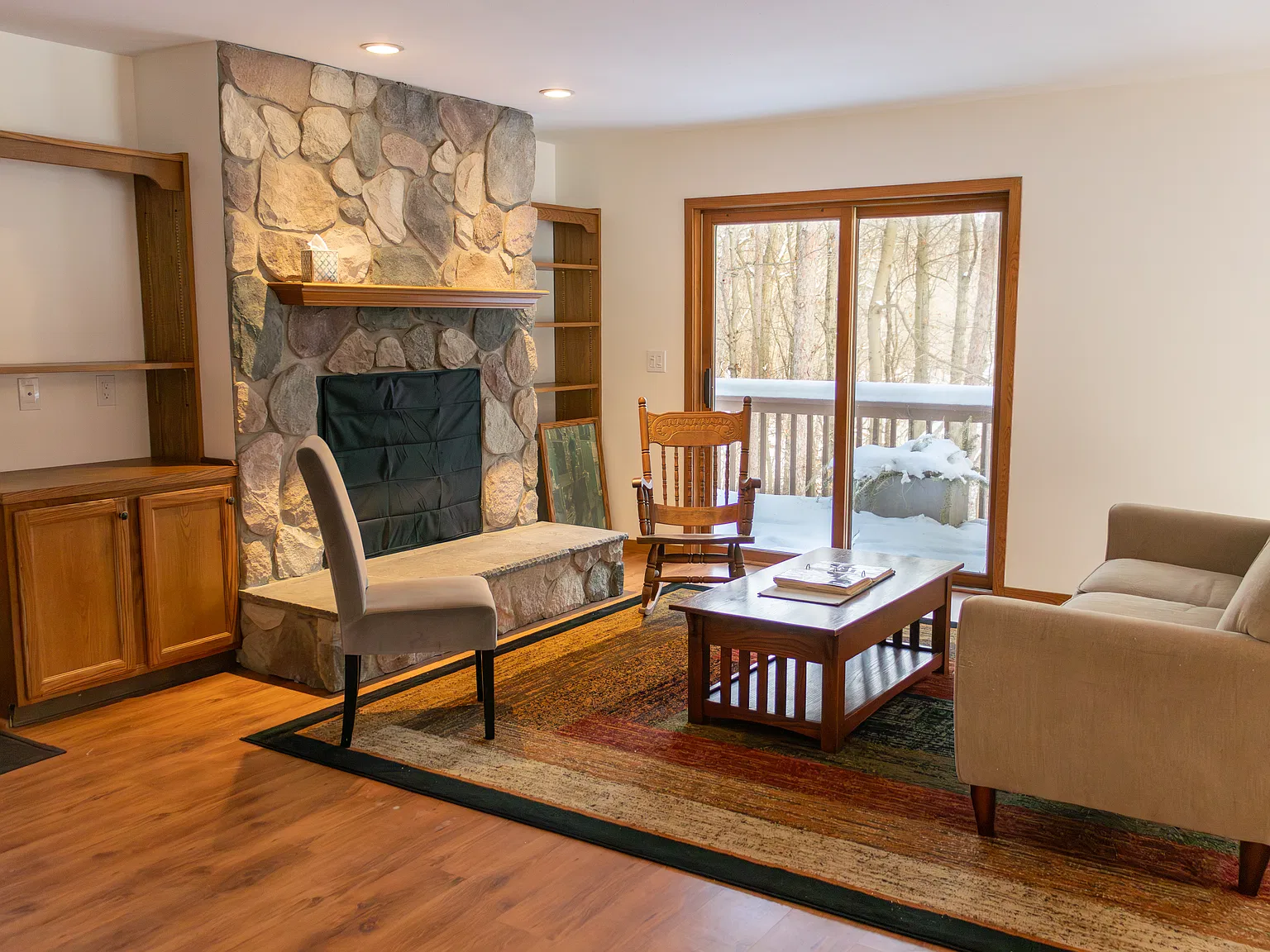 3 bed, 1748 sqft, $3,200 — Photo 4