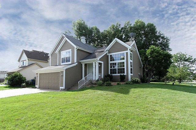 1st image of 1631 Fairfax Ln