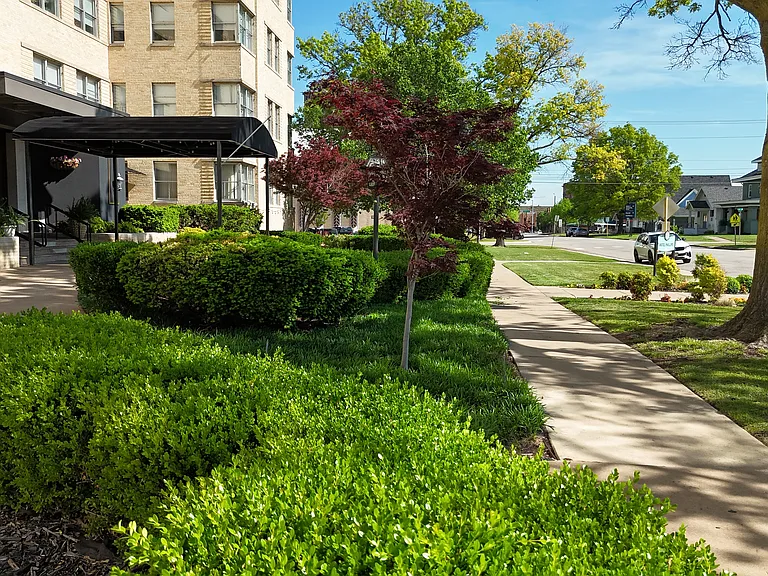 The Apartments at Hotel Phillips — Photo 16