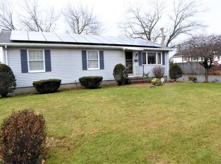 96 Rosewell St, Springfield, MA 01109