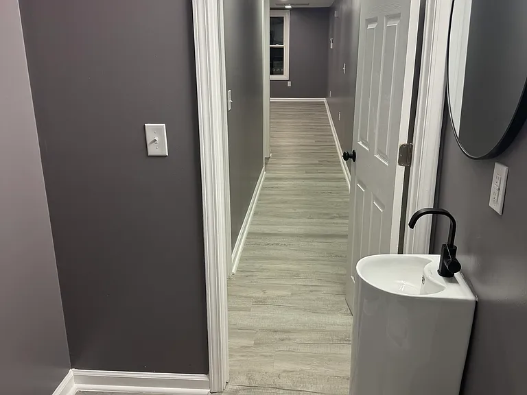 6370 University Pkwy #A — Photo 5