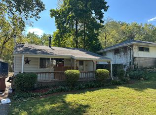 214 Barto Dr, Saint Louis, MO 63135
