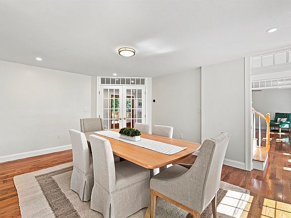 5th image of 9 Alexandra Drive