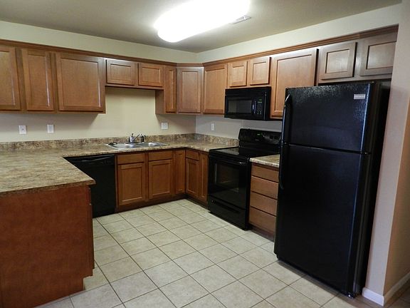 4th image of 165 Lyle Curtis Cir