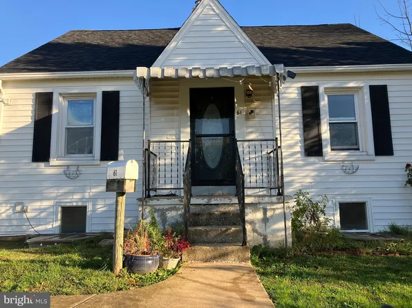 61 W Howard St, Dallastown, PA 17313