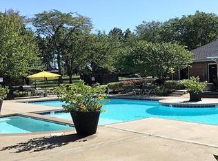 8503 Schweiger Ct APT 907, Lenexa, KS 66219